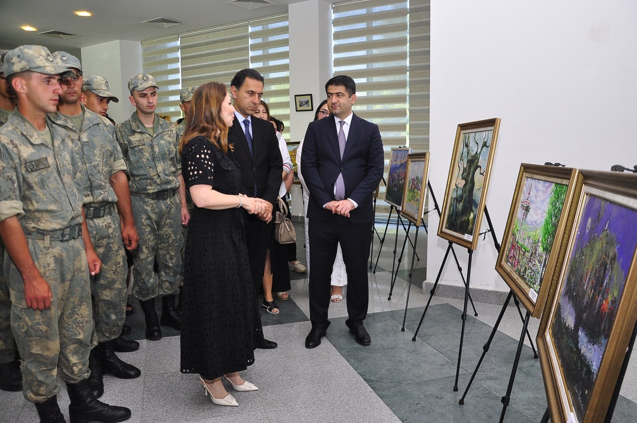 Ağstafada "Zəfərin Ruhu" adlı səyyar rəsm və foto sərgisinin açılışı oldu - FOTOLAR